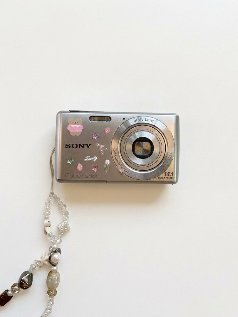 Sony Cybershot dsc w620 (Category: Cameras) located in Koronadal. Submitted by srkive (Listing ID 1468757003, Image 1). Description: ⋆. 𐙚 ˚ Sony Cybershot dsc w620 READY TO USE ˙ . ꒷ 🍰 . 𖦹˙ ✿ 5,499 ✿ free shipping fee ✿ body condi: 8.8/10 ✿ 100% working- flash, zoom and all buttons working ✿ no functional issues!! specs: ✿ 4x optical zoom ✿ 16.0-megapixel CCD sensor ✿ dreamy like outputs! i LOVEE inclusions: ✿ unit, battery, charger, sd card, 