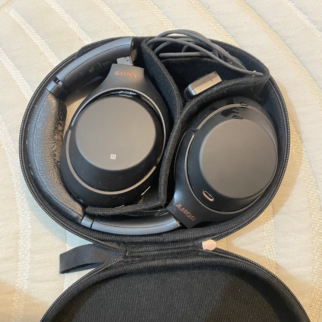 Sony WH1000 xM3 (Category: Headphones & Headsets) located in Rizal. Submitted by casheworks (Listing ID 1468808543, Image 2). Description: Sony WH1000 xM3 specs: - noise-canceling function - touch sensor volume control - fast bluetooth connection inclusions: - aux cords - airplane jack - case - unit itself minimal issues: muffs need replacement (can be found online) price: 4,599 (negotiable for SURE buyer only) .