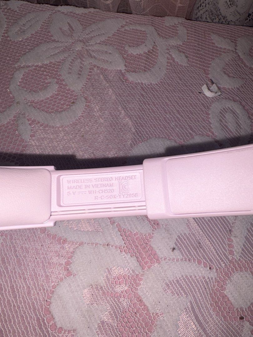 SONY WH-CH520 (Category: Headphones & Headsets) located in Baguio. Submitted by naomisfaith (Listing ID 1468768020, Image 3). Description: No issues at all.