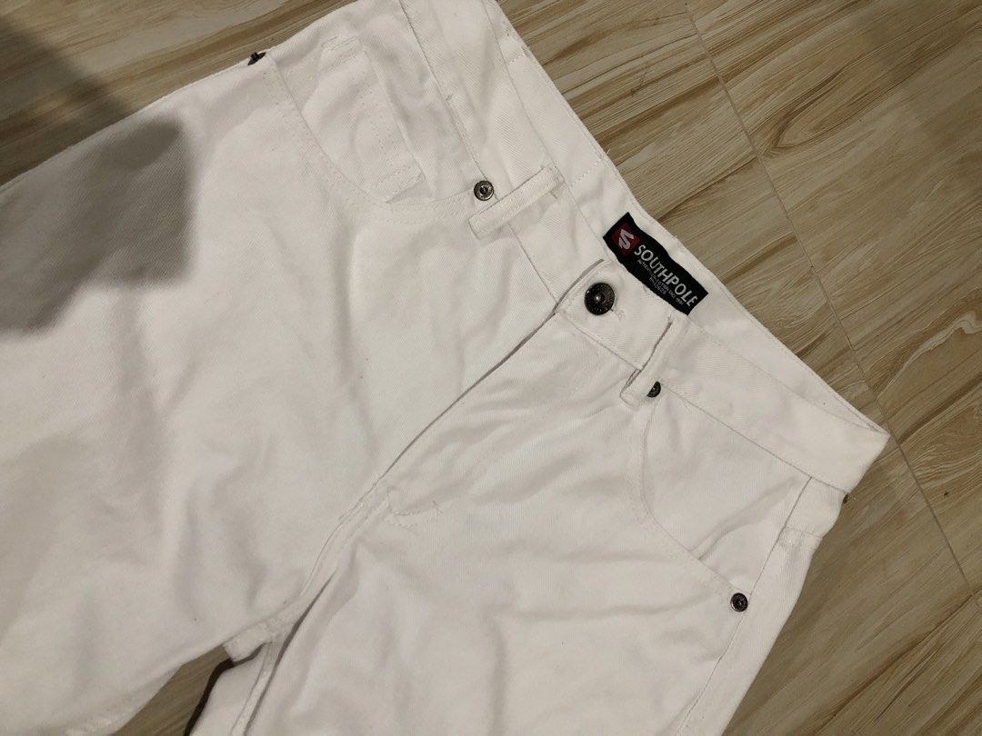 SOUTHPOLE White Denim Pants (Category: Jeans) located in Pozorrubio. Submitted by iy4dikz (Listing ID 1468872967, Image 3). Description: For Sale! SOUTHPOLE White Denim Pants Waist: 30-32 Length: 40 Leg Opening: 8.5 Issue himulmol lang kayo na magtanggal ₱550 + SF Payment 1st Location📍Pangasinan .