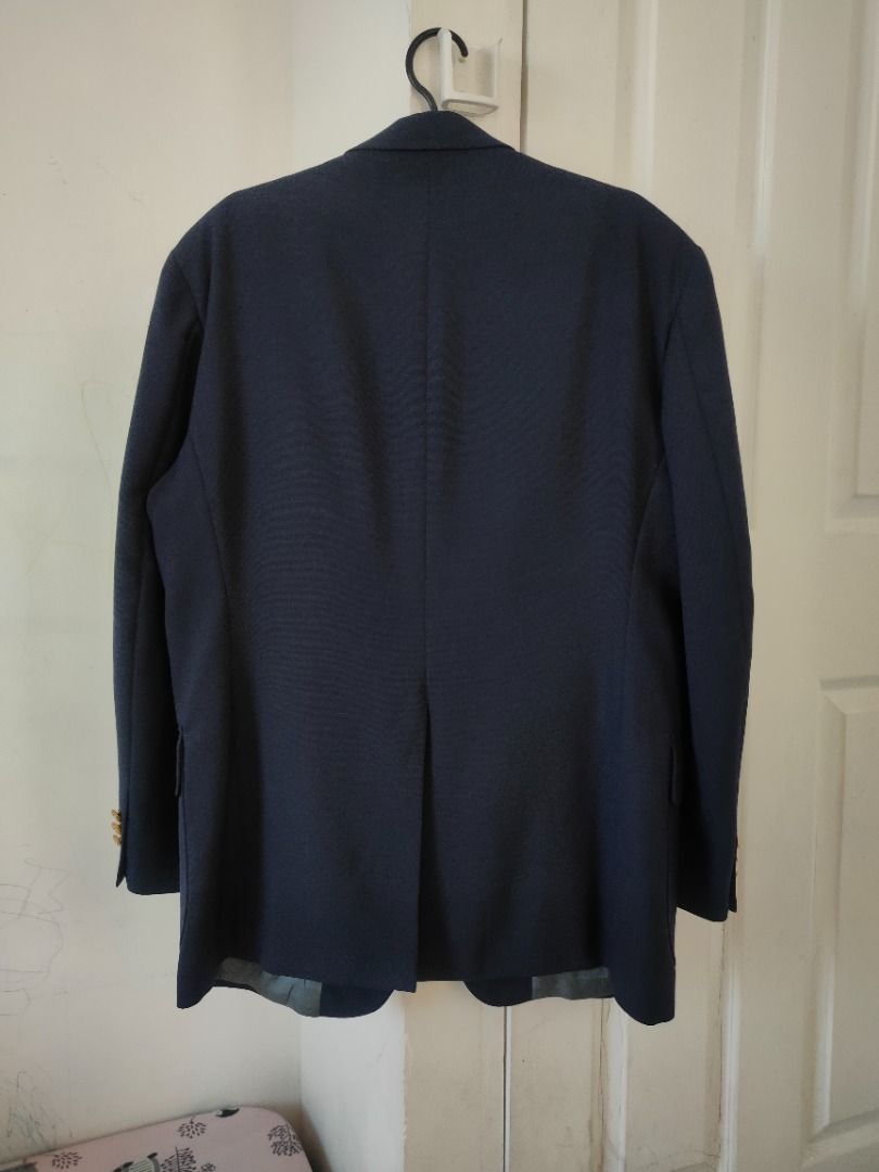 Stafford Navy Blazer - Large (Category: Coats, Jackets and Outerwear) located in Dasmarinas. Submitted by jethroespinosa (Listing ID 1468872216, Image 2). Description: Size in inches: 22 width 32 length No issues or alterations Loc: Dasma Cavite MOP: Gcash.