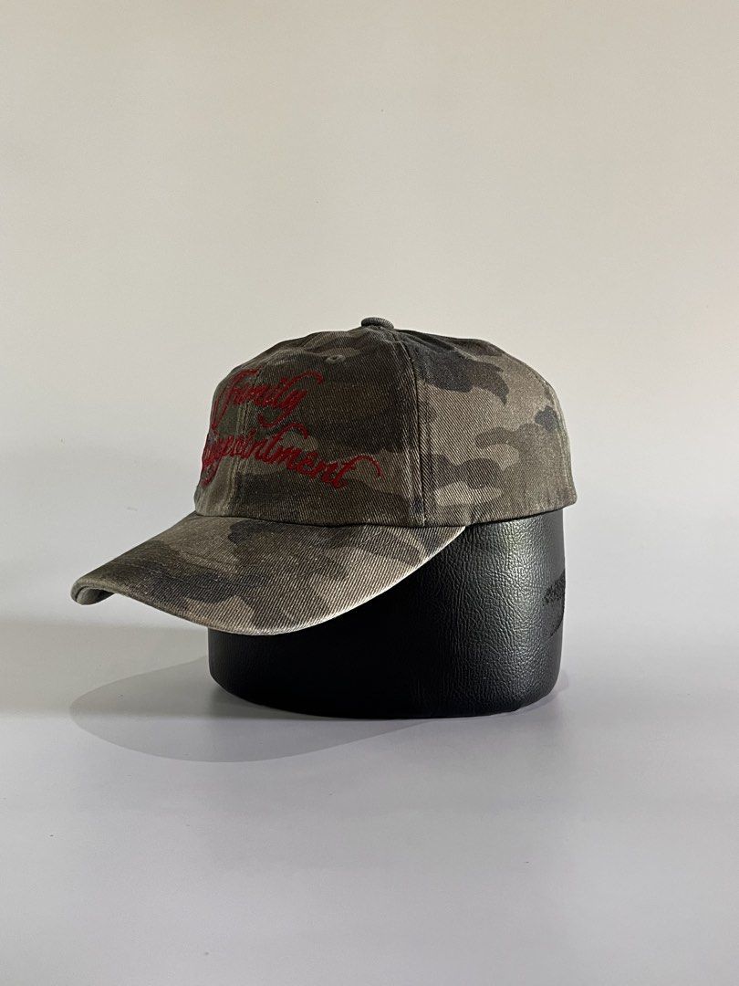 Statement Camou Dadhat (Category: Caps & Hats) located in Malaybalay. Submitted by haulsome (Listing ID 1468853773, Image 2). Description: Statement Camou Dadhat -No flaws/Like new -Features Family Disappointment embroidered statement up front -Adult size, adjustable strap 400php, +sf.