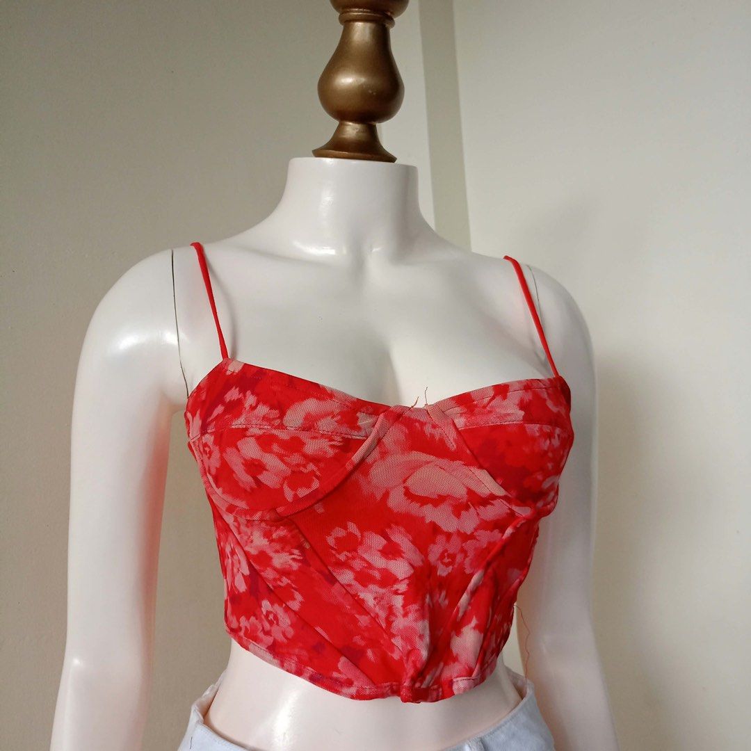 Stradivarius corset top (Category: Others Tops) located in Barugo. Submitted by green.trendsetter (Listing ID 1468818362, Image 1). Description: AUSSIE PRELOVED FINDS Australian brand tops. Shop your next wardrobe favourite at a preloved price! 📌 SHOP REMINDERS — PLEASE READ BEFORE BUYING ❌ NO CANCELLATION once your order is confirmed. ❌ NO FUSSY BUYERS — please read the details and check all photos before buying. ❌ NO RETURN / NO EXCHANGE. ❌ NO