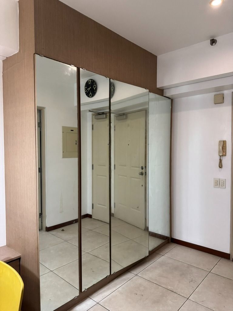 RENT - STUDIO 32 SQM - Columns Legaspi Village Makati (Category: Apartments & Condos) located in Makati City. Submitted by fpled (Listing ID 1468821663, Image 3). Description: - The Columns Legaspi Village is located at Arnaiz Avenue corner Amorsolo Street, Legaspi Village, Makati City. - It is right across Makati Cinema Square and Don Bosco Church - It is just five minutes walk to Greenbelt Mall and Glorietta Mall - Fully furnished with a king s