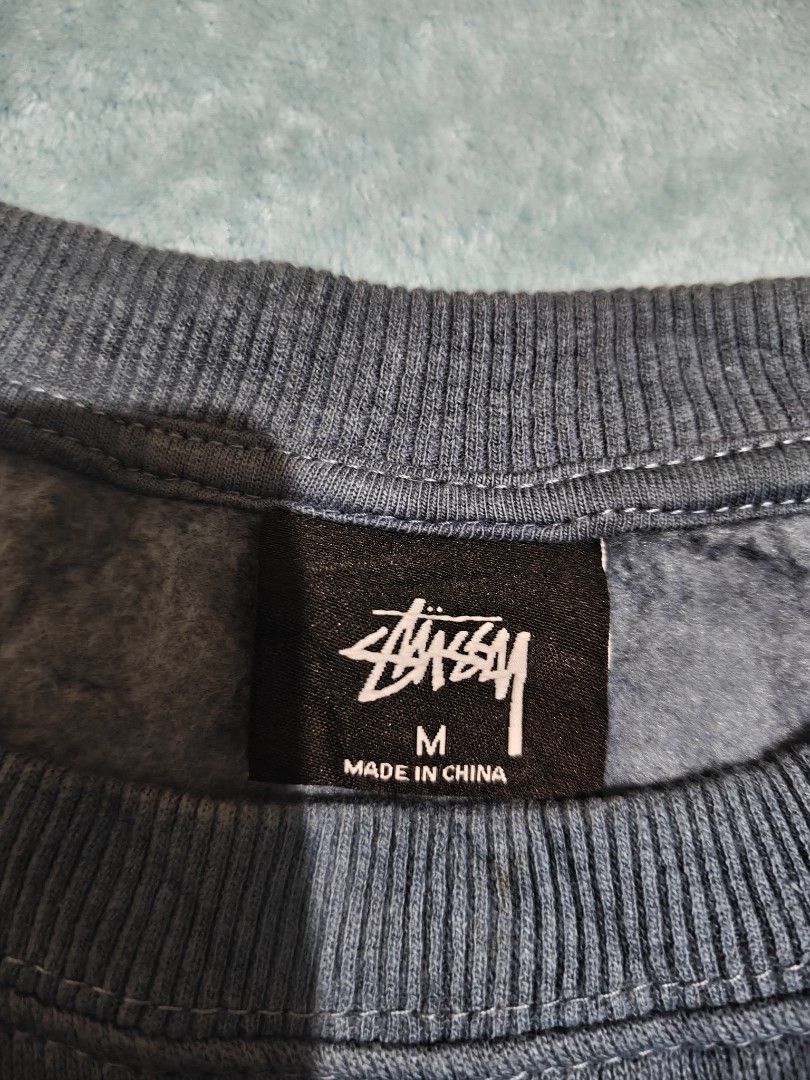 Stussy (Category: Activewear) located in Mandaue City. Submitted by prekfinds (Listing ID 1468760039, Image 3). Description: Stussy Sweatshirt Excellentcondition 9.8+/10colorate Size:Medium on tag Dimes: 20W x 27.5L No issue.