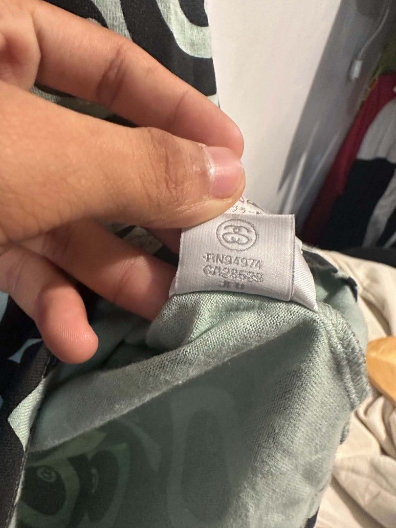 Stussy (Category: Activewear) located in Manila. Submitted by drenren (Listing ID 1468903461, Image 3). Description: pang madam.