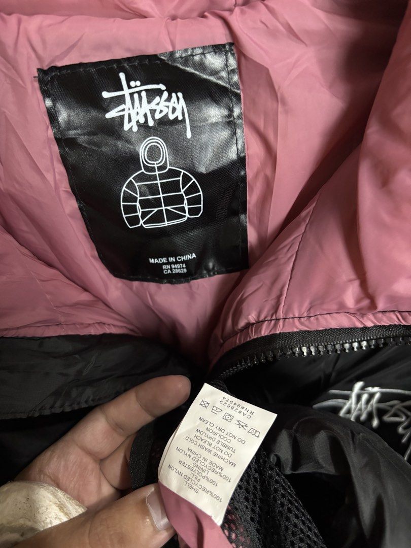 Stussy 800 Fill Puffer Jacket (Category: Coats, Jackets and Outerwear) located in Baguio. Submitted by 8luck (Listing ID 1468906374, Image 3). Description: Bnew w/hangtag 24 ‘ 27.