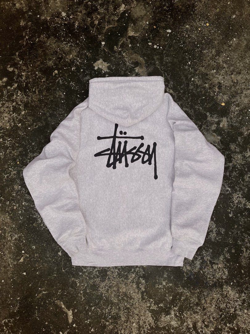 Stussy Basic Zip Hoodie ‘Ash Heather’ Authentic (Category: Coats, Jackets and Outerwear) located in Taguig. Submitted by rafaeljohnmangi (Listing ID 1468797878, Image 2). Description: Stussy Basic Zip Hoodie ‘Ash Heather’ Authentic❗️ 100% Authentic 26.5 x 29 Boxy Xlarge Color rate: 10/10 (BRANDNEW CONDITION) NO Issue.