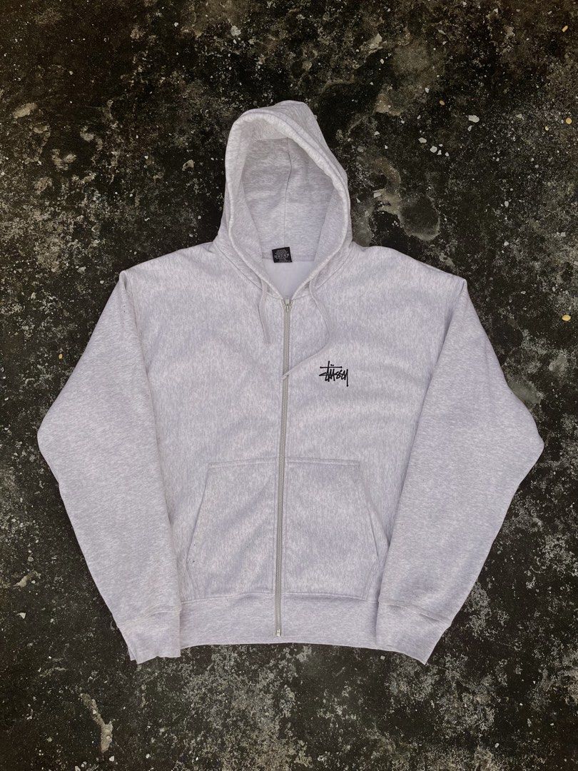 Stussy Basic Zip Hoodie ‘Ash Heather’ Authentic (Category: Coats, Jackets and Outerwear) located in Taguig. Submitted by rafaeljohnmangi (Listing ID 1468797878, Image 1). Description: Stussy Basic Zip Hoodie ‘Ash Heather’ Authentic❗️ 100% Authentic 26.5 x 29 Boxy Xlarge Color rate: 10/10 (BRANDNEW CONDITION) NO Issue.