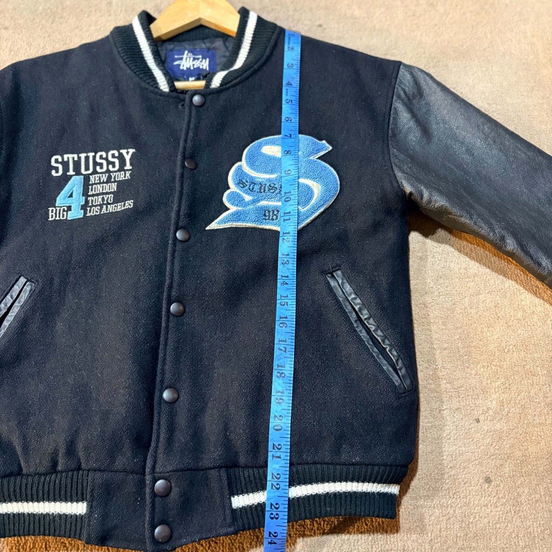 Stussy Big 4 (Rare) drop offer (Category: Coats, Jackets and Outerwear) located in Manila. Submitted by thriftnivan (Listing ID 1468236938, Image 2). Description: Ikaw lang meron sa pinas Pang rap video mo 😁.
