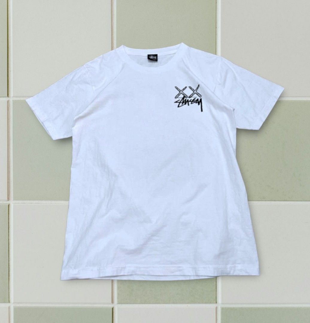 Stussy x Kaws (Category: Tshirts & Polo Shirts ) located in Tayabas. Submitted by sickfinds (Listing ID 1468801975, Image 1). Description: Stussy x Kaws M-L Excellent Condition No Crackprints No pinhole.