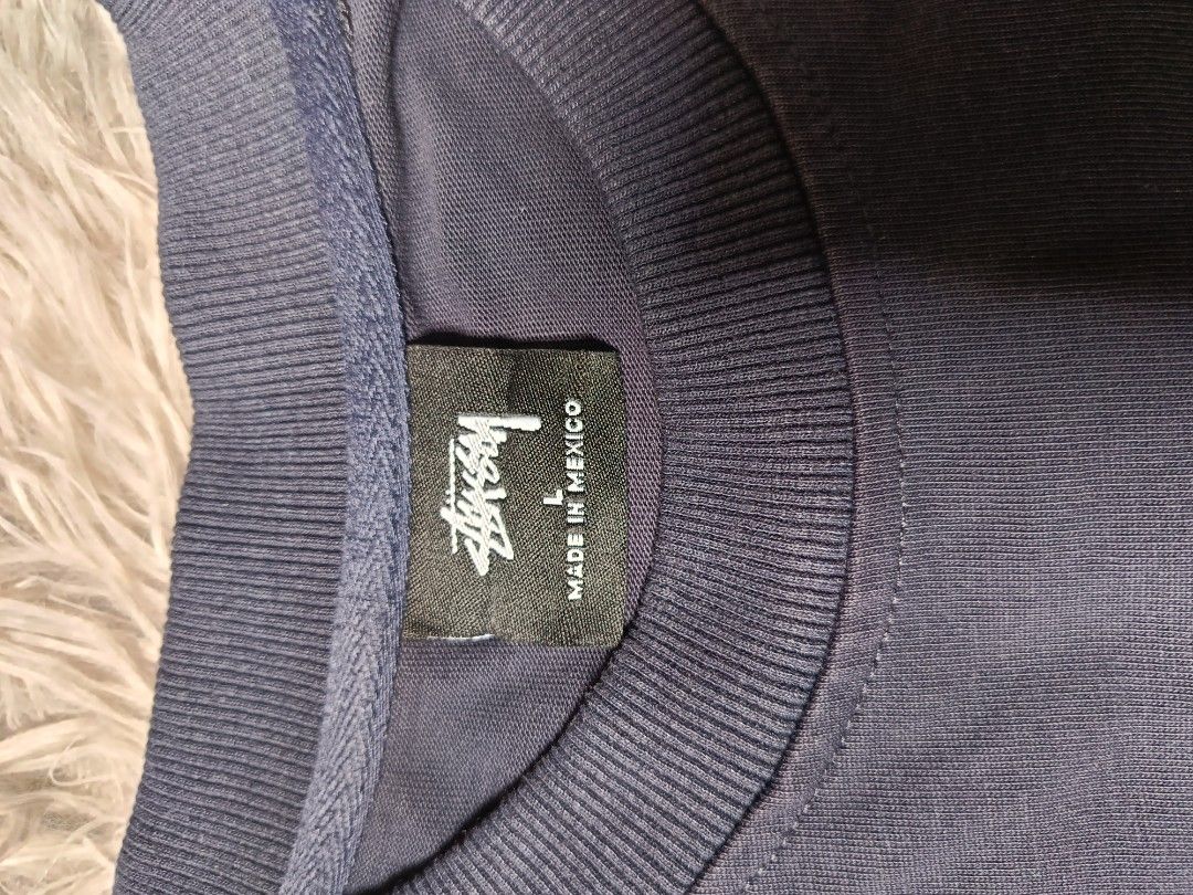 Stussyo shirt Navy blue (Category: Formal Shirts) located in Quezon City. Submitted by tedthrift (Listing ID 1468731744, Image 2). Description: like new condi no issue size L dimes 28.5/21.5.