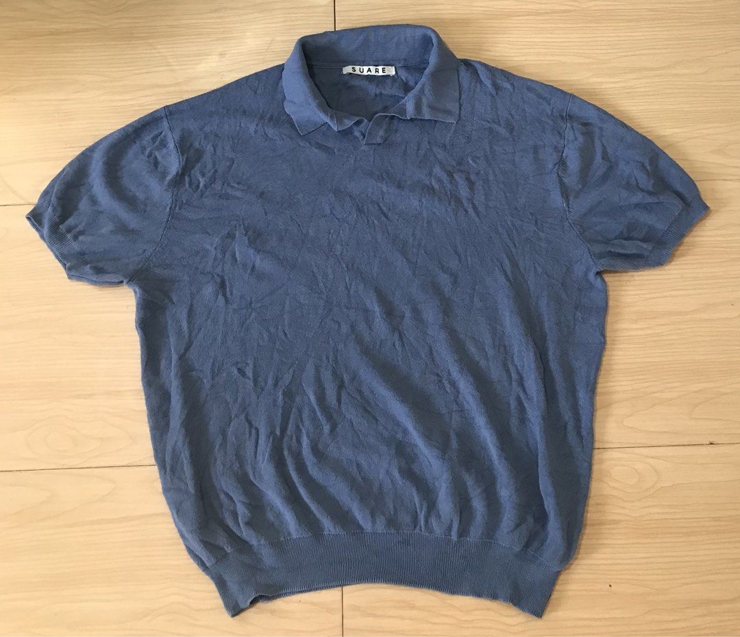 Suare knitted polo shirt (Category: Tshirts & Polo Shirts ) located in Manila. Submitted by timelesswearoutfit (Listing ID 1468797858, Image 1). Description: Knitted Polo shirt Size L Dimes 21x27 Fits Medium and large Excellent condion No flaws Dm to Inquire📨.