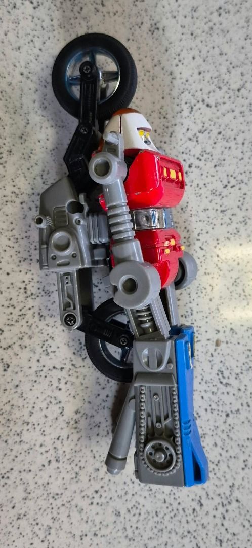 Super Gobots Cy-Kill Action Figure (Category: Action & Battle Toys) located in Tagaytay City. Submitted by gracey332 (Listing ID 1468893240, Image 2). Description: Notice: >> PRICE Negotiable. Message us for discount! > ACTUAL PHOTOS posted >>>> What you see is what you get. <<<<<<< > This is loose and used figure without the original box > Original / Authentic > Give us a chat if you have questions / inquiries before purchasing. Thank you - Vint