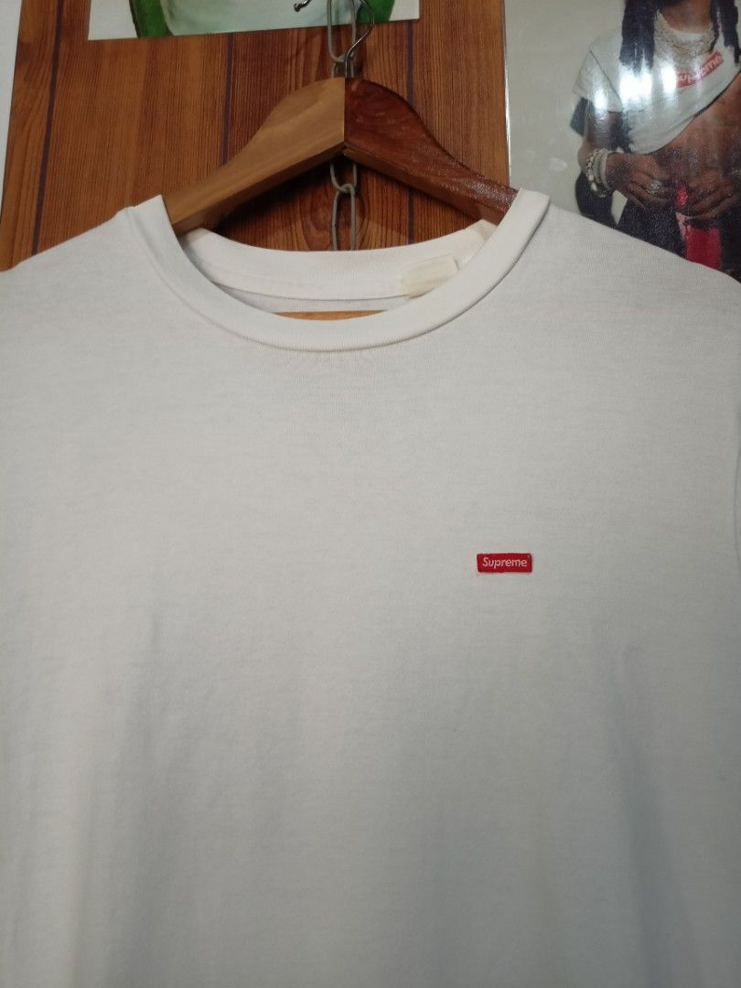Supreme Chest Small Box Logo White Tee (Category: Tshirts & Polo Shirts ) located in Abucay. Submitted by vcc.plug (Listing ID 1468728853, Image 3). Description: AUTHENTIC 💯 21 x 28.5 Large 🏷️ Still excellent | No major flaws | Needs rewash only.