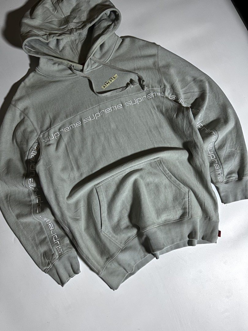 supreme tony (Category: Coats, Jackets and Outerwear) located in San Jose del Monte. Submitted by flocob (Listing ID 1468849662, Image 2). Description: .