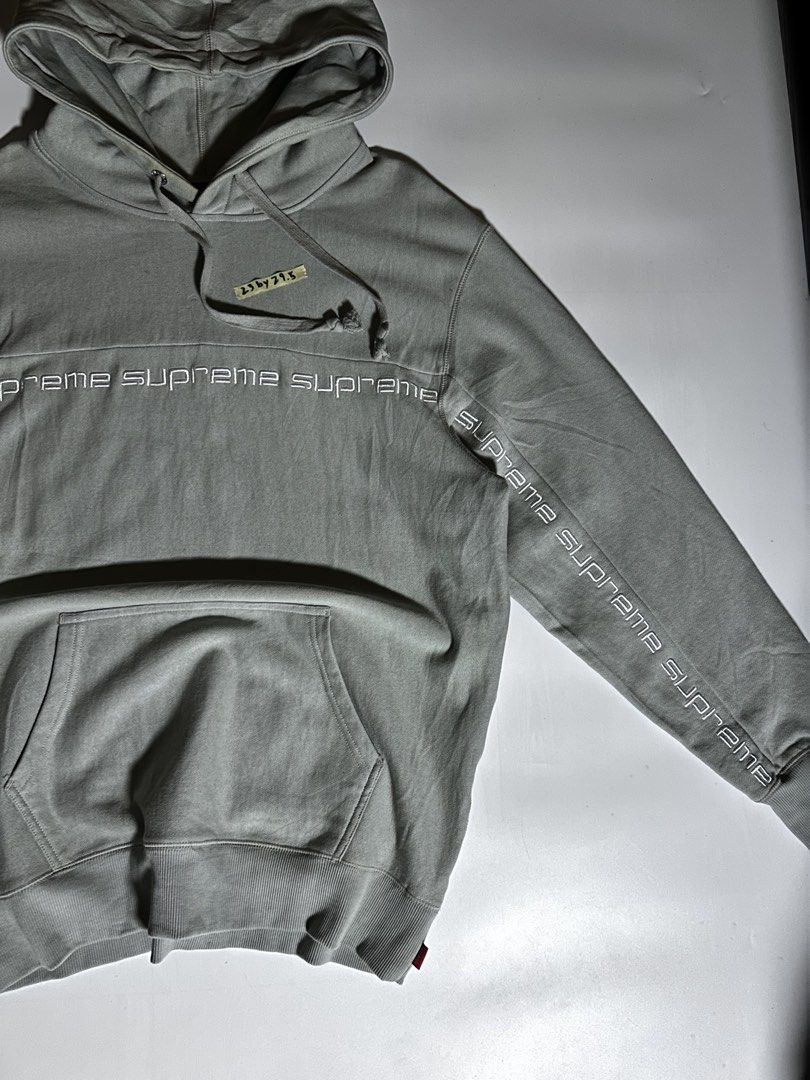 supreme tony (Category: Coats, Jackets and Outerwear) located in San Jose del Monte. Submitted by flocob (Listing ID 1468849662, Image 3). Description: .