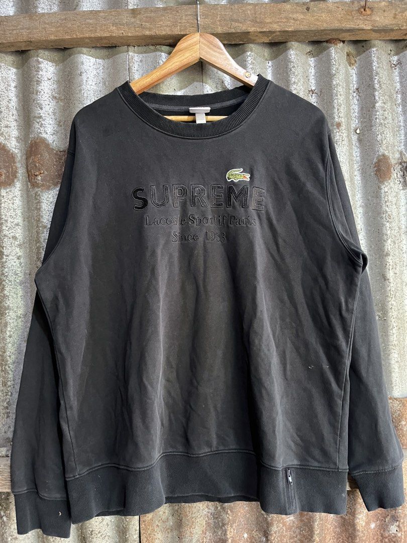 Supreme x Lacoste (Category: Coats, Jackets and Outerwear) located in Manila. Submitted by -thedropco (Listing ID 1468757778, Image 1). Description: Supreme x Lacoste L/S Good Condition 9/10 Minimal issue Measurements: Width : 23.5 Length: 27.