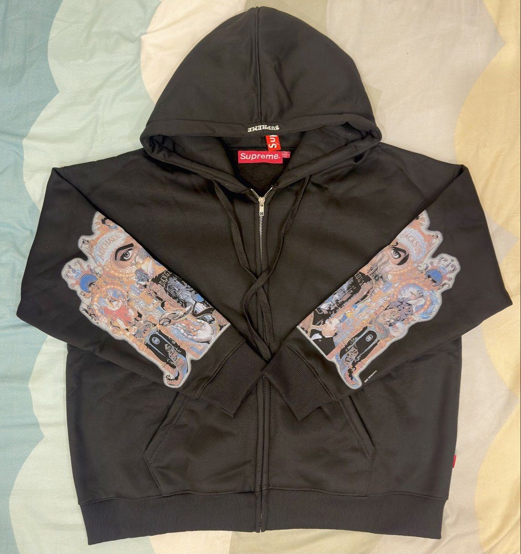 Supreme x Michael Jackson (Category: Hoodies) located in Malay. Submitted by samkolder (Listing ID 1468777225, Image 1). Description: Worn twice in Europe. Another declutter. Width or A2A: 26.5 Length: 26 Sleeve: 20 Boxy type, good to layer with tees. Loc: Boracay Island J&T or LBC Cash On PickUp..