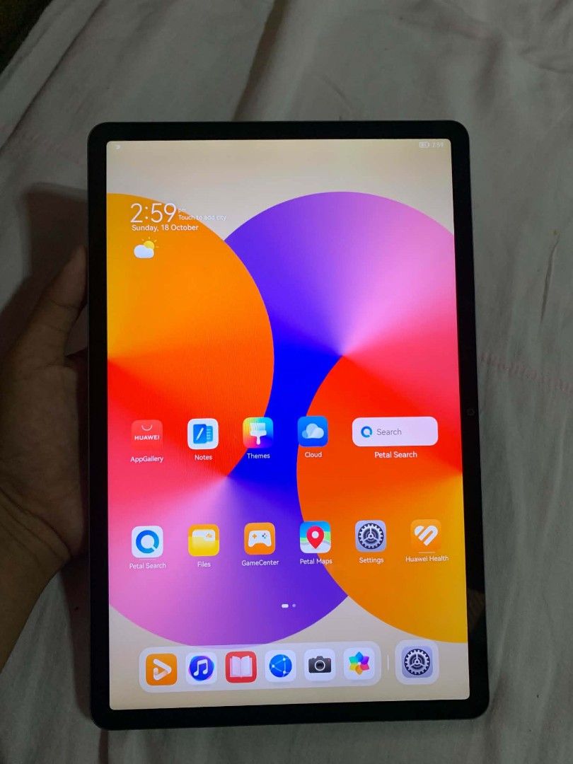 Tablet (Category: Android) located in Calamba. Submitted by altheatey (Listing ID 1468790781, Image 3). Description: FOR SALE RUSH HUAWEI MATEPAD SE 11"‼️ Quick specs : ⬇️ • WIFI USE ONLYYY •4 GB RAM / 128GB ROM •7700Mah BATTERY MAKUNAT YARN •NO HISTORY OF REPAIR/NO REPLACEMENT •UNLI RESET UNLI CHECK ALL WORKING •MAKINIS YAN KUNG MASELAN KA PWEDE TO • WITH ORIGINAL CHARGER / CASE • NO ISSUE KAHIT DENT WALA YAN 💵 ₱ 7,000 RUSH NEED CASH PWEDE BUMA