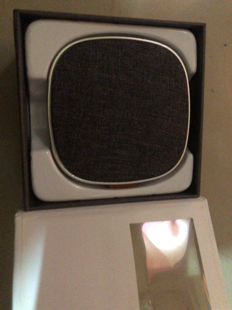 Tahoe bluetooth speaker (Category: Soundbars, Speakers & Amplifiers) located in Muntinlupa City. Submitted by ybmcloset2230 (Listing ID 1468713545, Image 1). Description: 🔊 Tahoe Bluetooth Speaker • Condition: Still in original packaging, never used • Features: Waterproof • Metal + fabric build • Bluetooth connectivity • Compact • Brand new in box • Clear, rich sound • Waterproof & durable • Bluetooth pairing — works with phones/laptops.