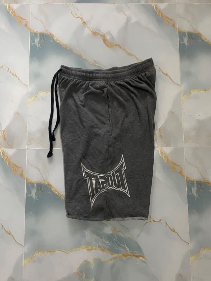 Tap Out (Category: Shorts) located in Bulacan. Submitted by yddadoc (Listing ID 1468879879, Image 1). Description: 31.5 up to 43 waist 22.5 length 12.5 leg opening.
