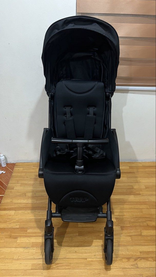 Tavo trap Stroller Compact Travel stroller (Category: Strollers) located in Santa Rosa. Submitted by mommy.cole.affordable.stuff (Listing ID 1468902372, Image 2). Description: .