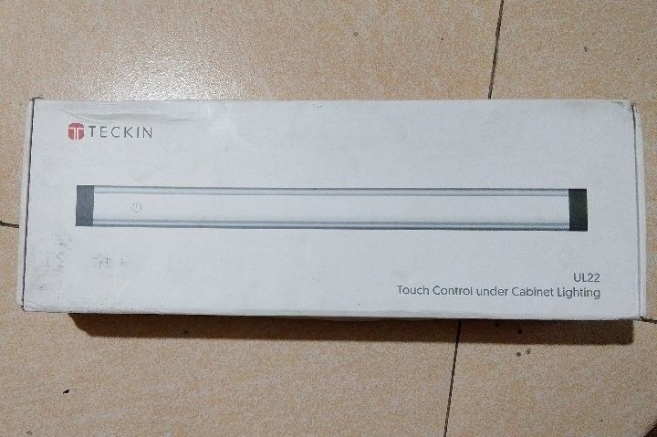Teckin UL22 Ligths (Category: Lighting) located in Quezon City. Submitted by mhond-ray192512 (Listing ID 1468863353, Image 1). Description: original Teckin UL22 Touch Control Under Cabinet Lighting (Lights LED).