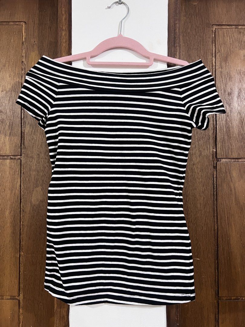 Terranova Stripes Blouse (Category: Blouses) located in Bacoor. Submitted by pktd10 (Listing ID 1468724097, Image 1). Description: .