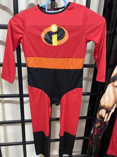 Halloween / fancy dress Kids Deadpool Costume Size 6-8, Babies & Kids ...