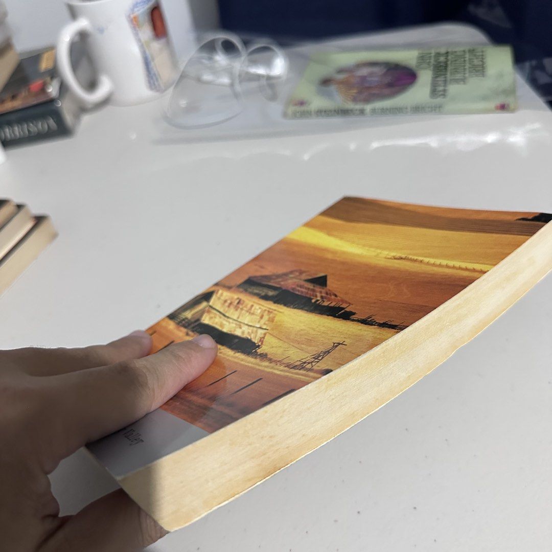 The Long Valley - John Steinbeck (Category: Storybooks) located in General Tinio. Submitted by tindangaklat (Listing ID 1468844252, Image 3). Description: Contains The Red Pony, Saint Katy the Virgin, and other stories.