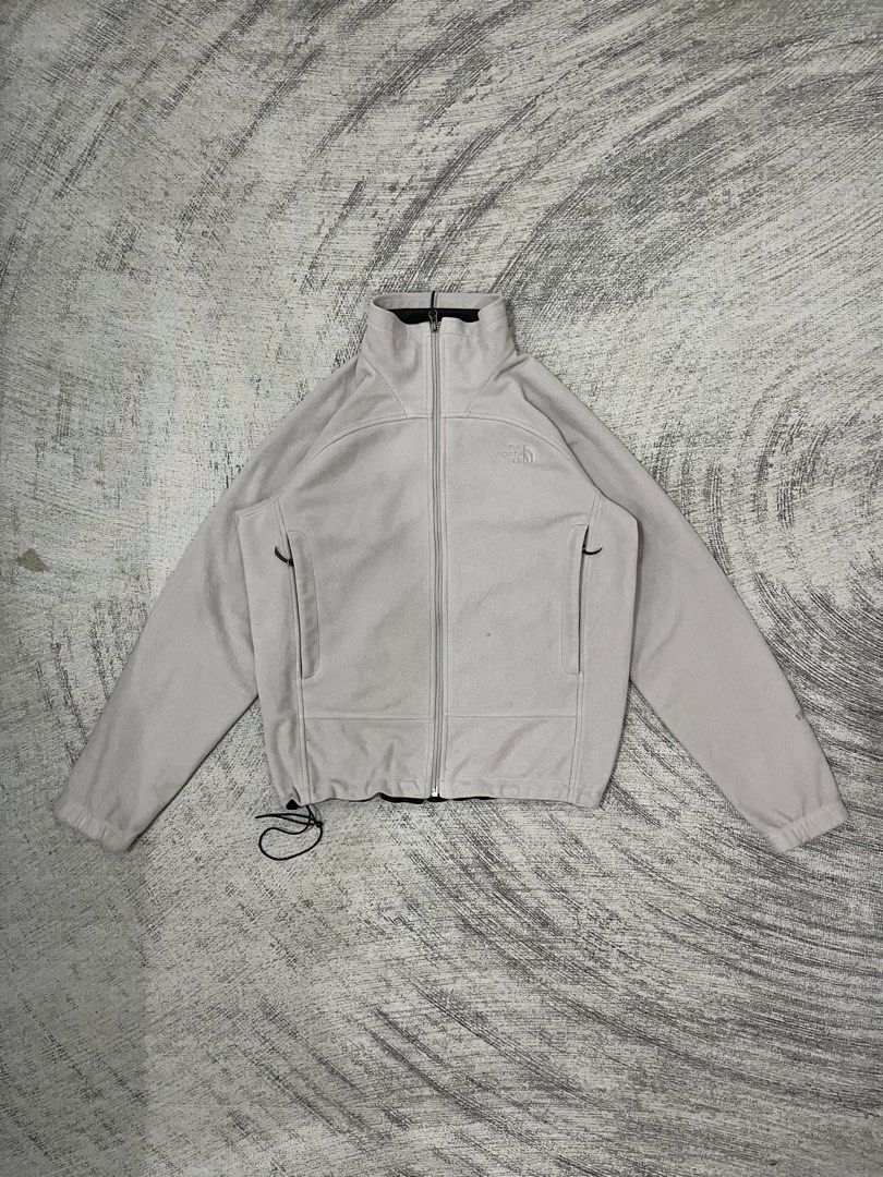 the north face (Category: Coats, Jackets and Outerwear) located in Manila. Submitted by lesterrrrrr (Listing ID 1468806640, Image 1). Description: .