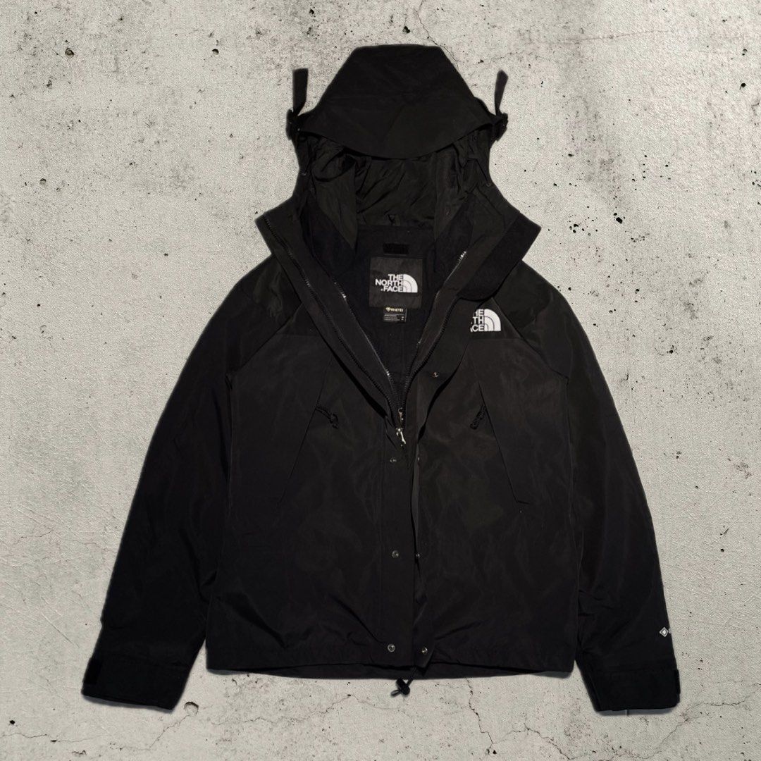 The North Face Gore-Tex (Category: Coats, Jackets and Outerwear) located in Angeles City. Submitted by 5am.collective (Listing ID 1468797593, Image 2). Description: The North Face Gore-Tex 1990 Dimensions: 24/28 (Large-XLarge) As New Condition, Fresh from bale💙 PHP 2599 Only or Best Offer🏷️ 5AM Collective .