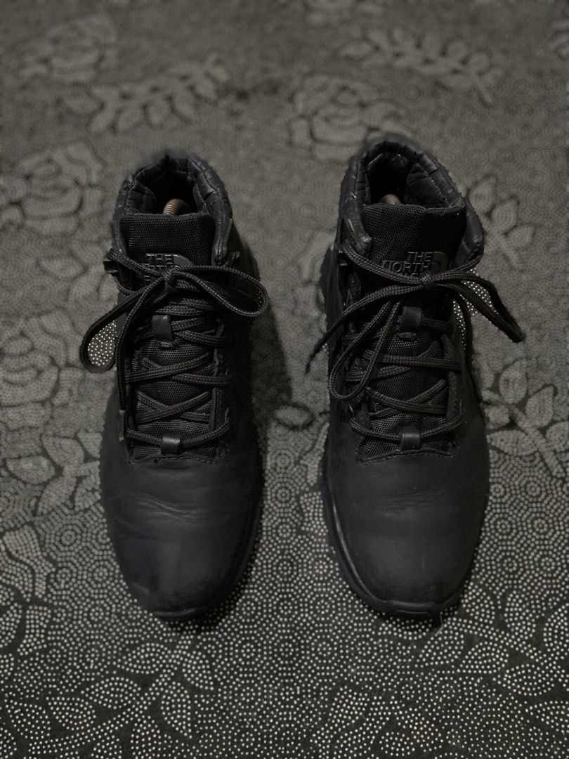 The North Face Thermoball Versa Chukka🔥 (Category: Boots) located in Liloan. Submitted by kjsneaks (Listing ID 1468817407, Image 3). Description: WTS📢 PANG TREKKING NYU SSOB🙌 Size 8 men, 26cm Authentic Very good condition Sign of usage Can do shipping Dm me📥.