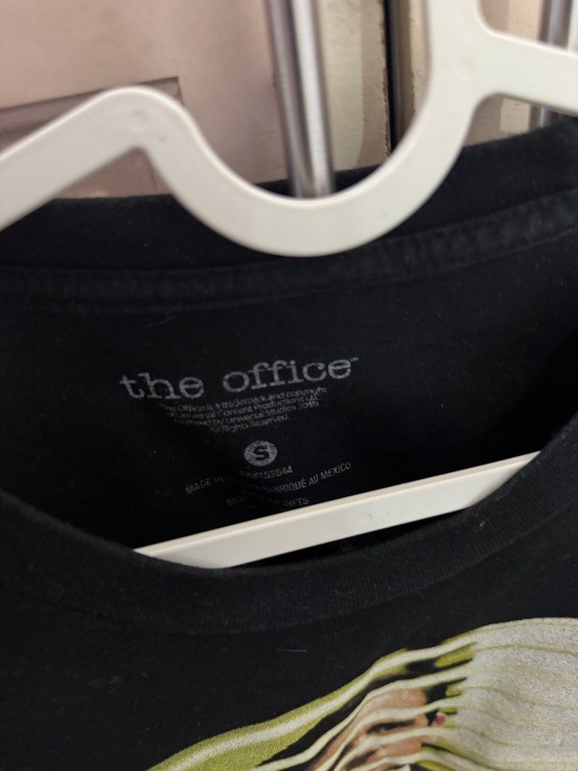 The Office shirt (Category: Tshirts & Polo Shirts ) located in Manila. Submitted by harleyy1230 (Listing ID 1468899741, Image 2). Description: Michael Scott I am dead inside tee.