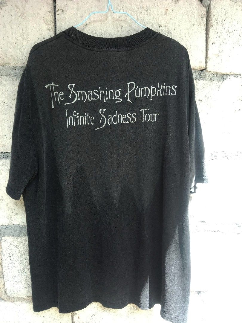 The Smashing Pumpkins (Category: Tshirts & Polo Shirts ) located in Dumaguete. Submitted by pete_villalon (Listing ID 1468750120, Image 2). Description: 23/28 dimes no issue design ang crack print.