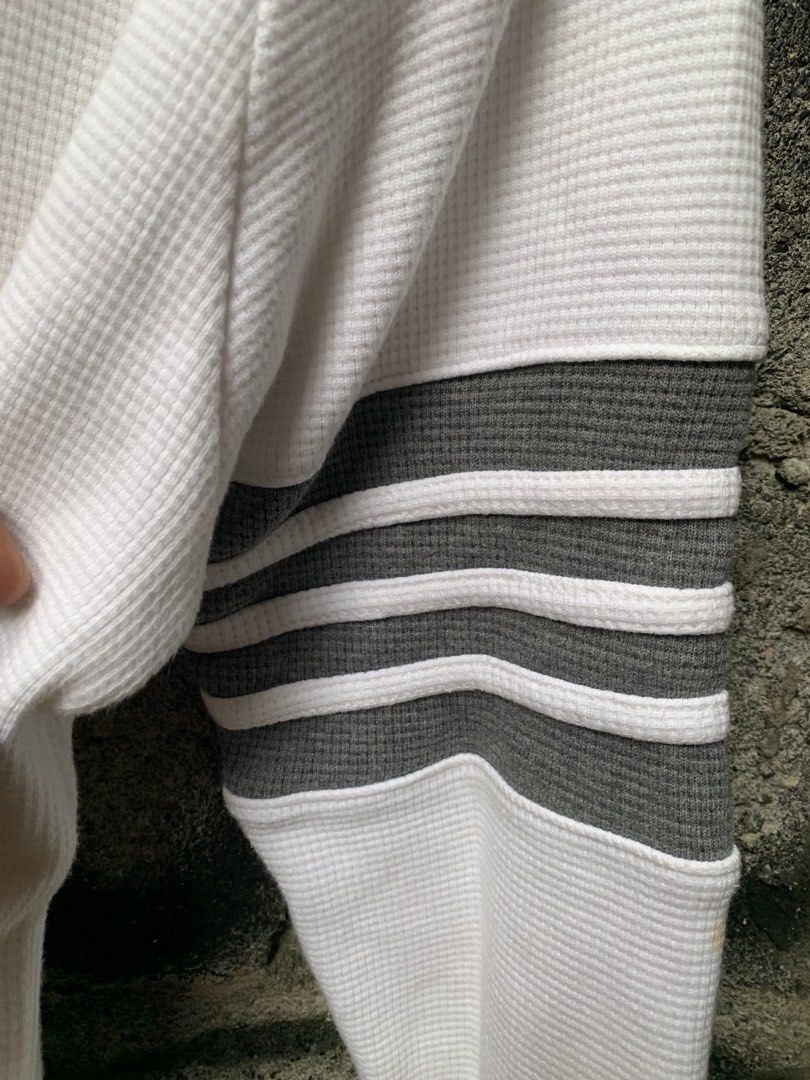Thom browne (Category: Coats, Jackets and Outerwear) located in Davao. Submitted by terrencefinds2.0 (Listing ID 1468713625, Image 2). Description: Issue Need wash Excellent no issue at all well will make it sure iwill wash it before shipping .