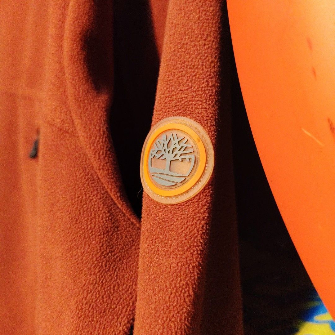 TIMBERLAND FLEECE FULL ZIP (Category: Coats, Jackets and Outerwear) located in Leyte. Submitted by thrift_by_nblza (Listing ID 1468822965, Image 3). Description: Timberlànd [Fleece full zip jacket] 👀 Size: Large Dimension: 23 width↔️ x 27 Length↕️ No issue, As new Condition 💯 P850 Only💸 Loc: Ormoc City Leyte 📍 Payment: Gcash or GoTyme Bank Courier: JNT🚛✈️.