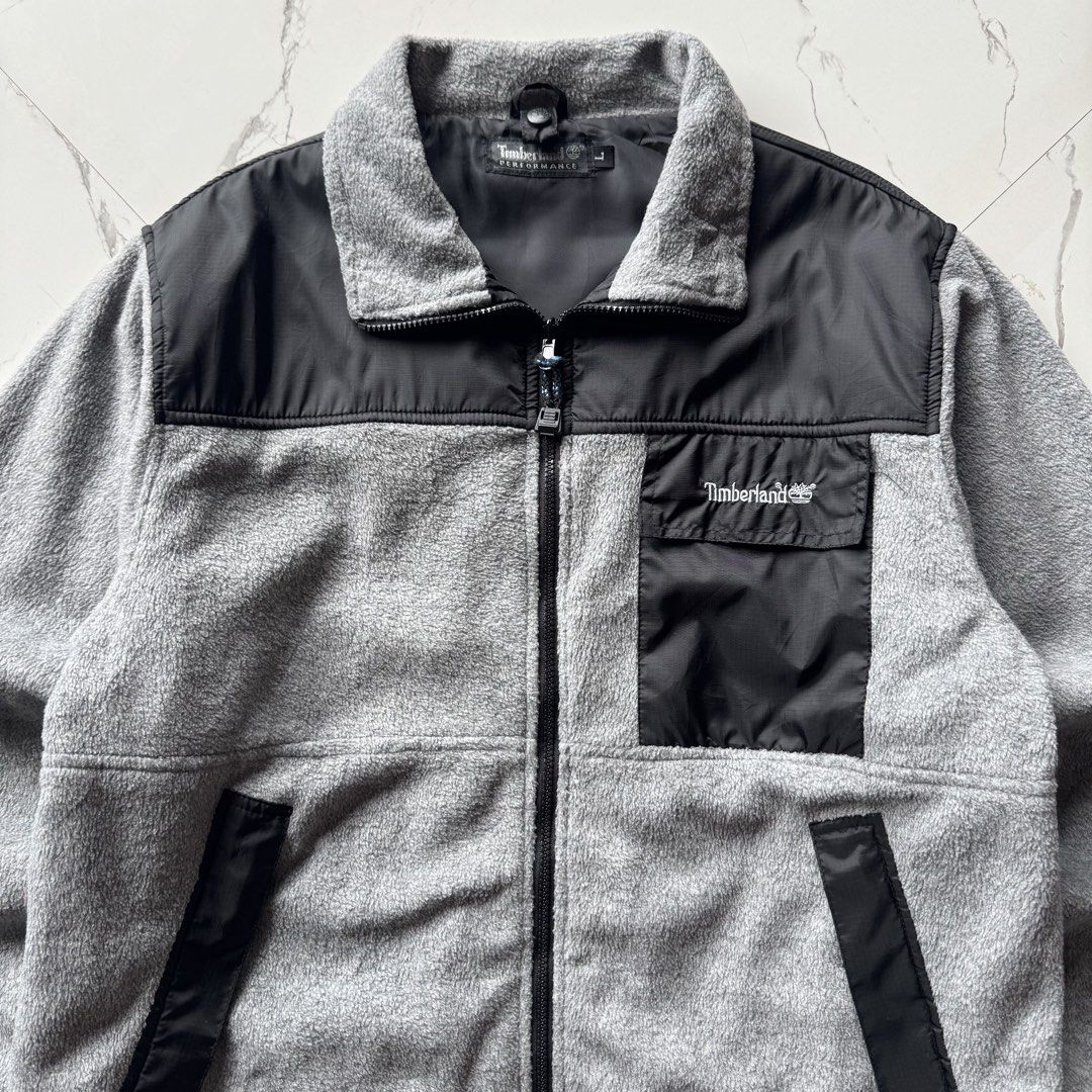 Timberland Performance Zip Up Fleece Jacket (Category: Activewear) located in Baguio. Submitted by retrophiletown (Listing ID 1468901033, Image 2). Description: Timberland Performance Zip Up Fleece Jacket Measurement in inches Width: 24.5 Length: 25.5.