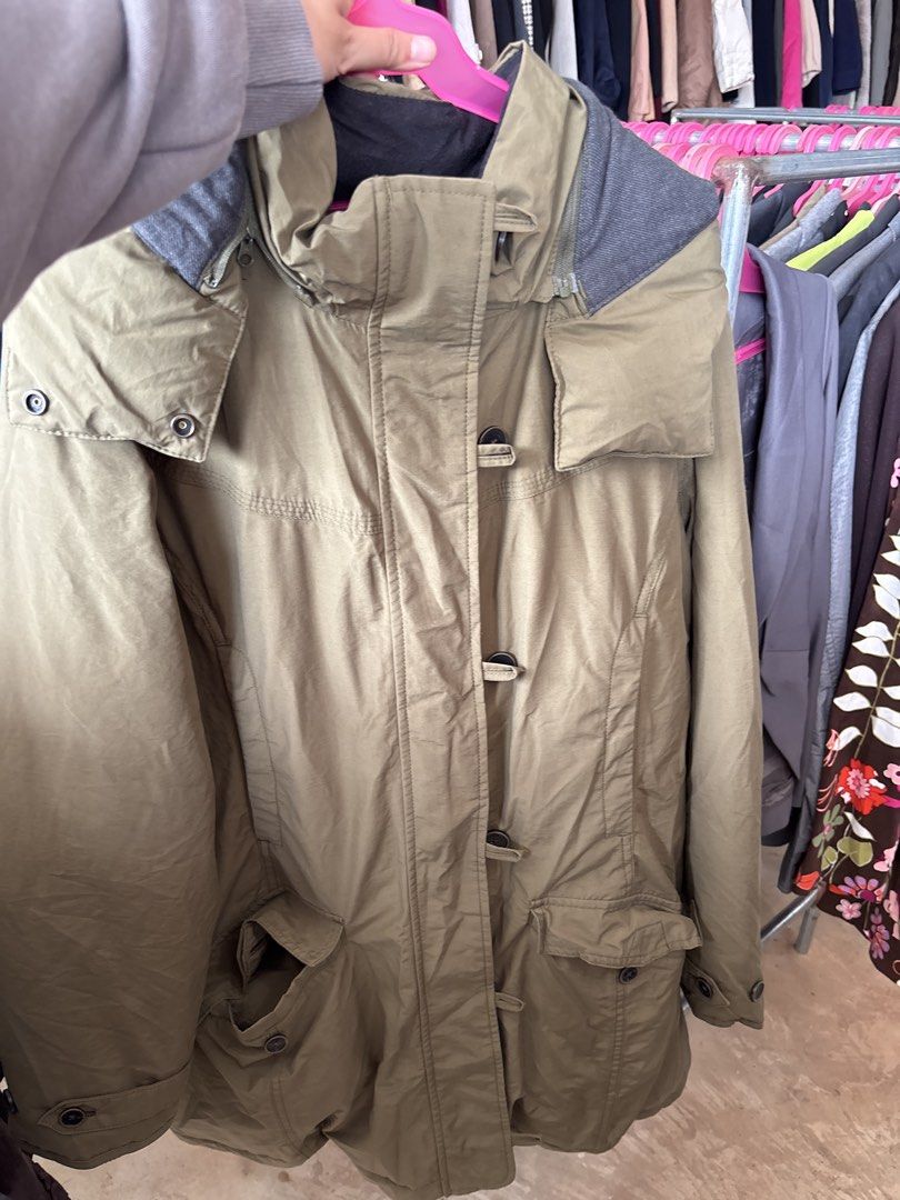 Timberland Puffer Jacket (Category: Coats, Jackets and Outerwear) located in Puerto Princesa. Submitted by 18arc (Listing ID 1468752181, Image 1). Description: .
