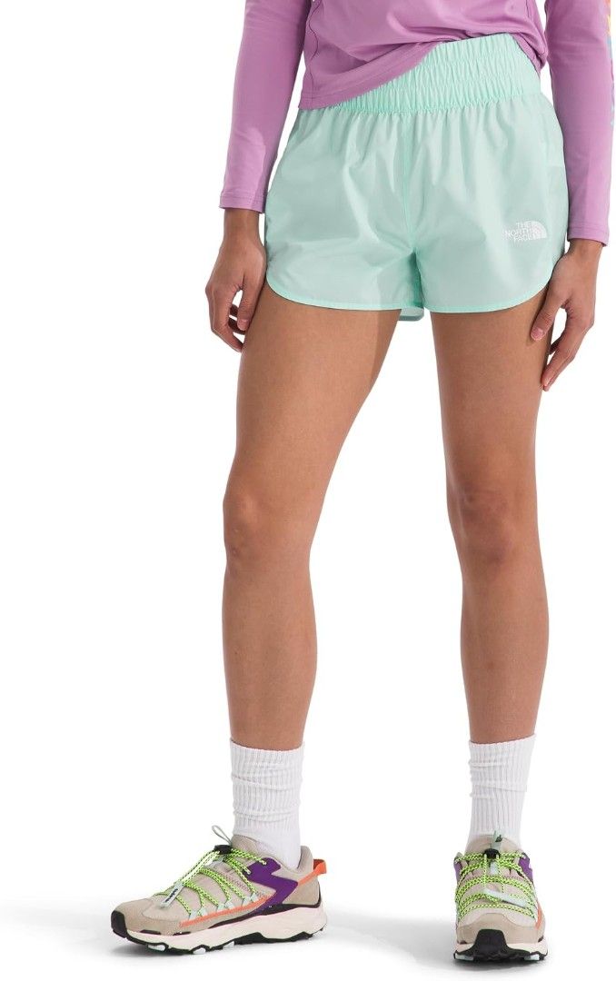 Tnf Brandnew With Hangtag (Category: Shorts) located in Davao. Submitted by chedrick1026 (Listing ID 1468771618, Image 1). Description: The North Face Nylon Short Brandnew With Hang Tag Size Medium Waistline 24 Stretch Ug To 30 Brandnew Condition No Issue Legit💯 Pm/Loc Davao City.