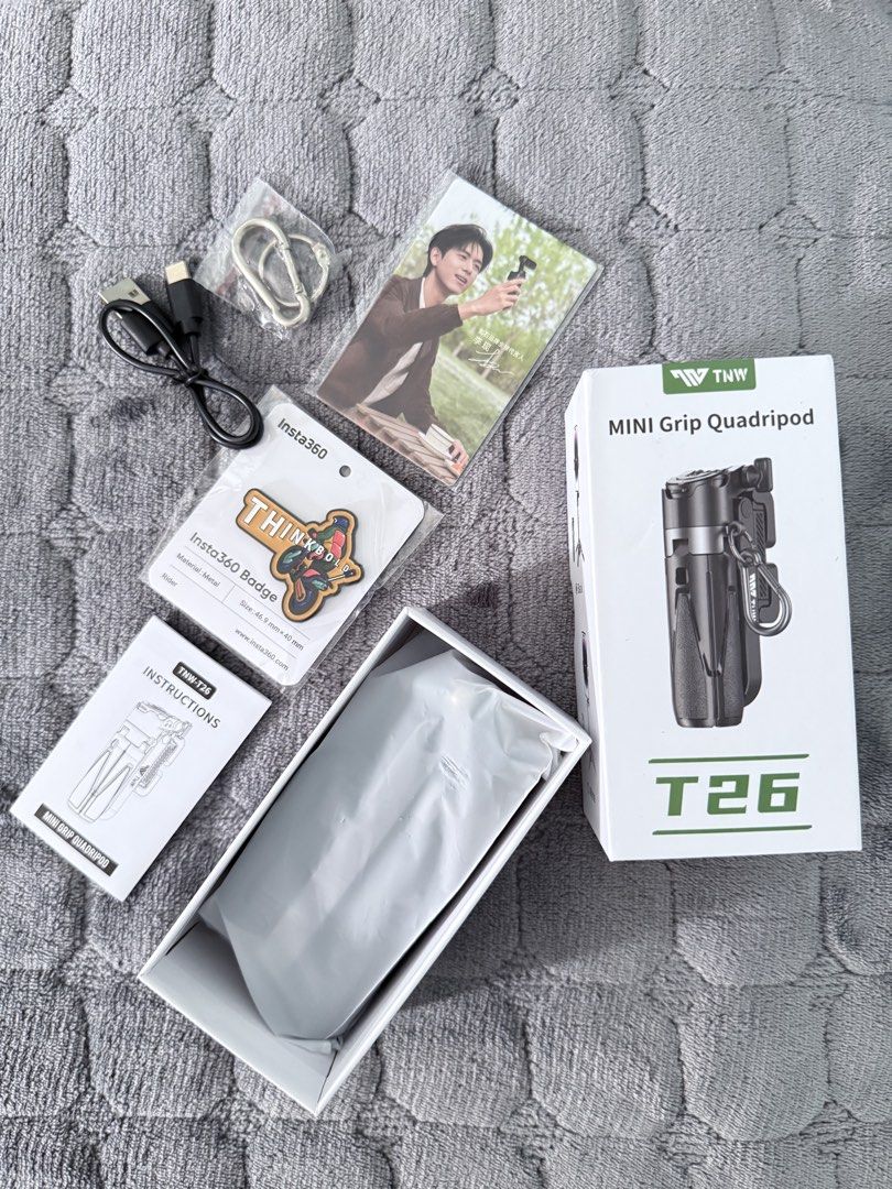 TNW Tripod & Insta 360 Badge (Category: Tripods & Monopods) located in Quezon City. Submitted by prettygalfinds_ (Listing ID 1468746551, Image 2). Description: Brand new: TNW TN26 Tripod USB & Keychain Holder Original Insta 360 Badge & Postcard Rfs: No longer needed. Bought a gimbal camera Last price posted.