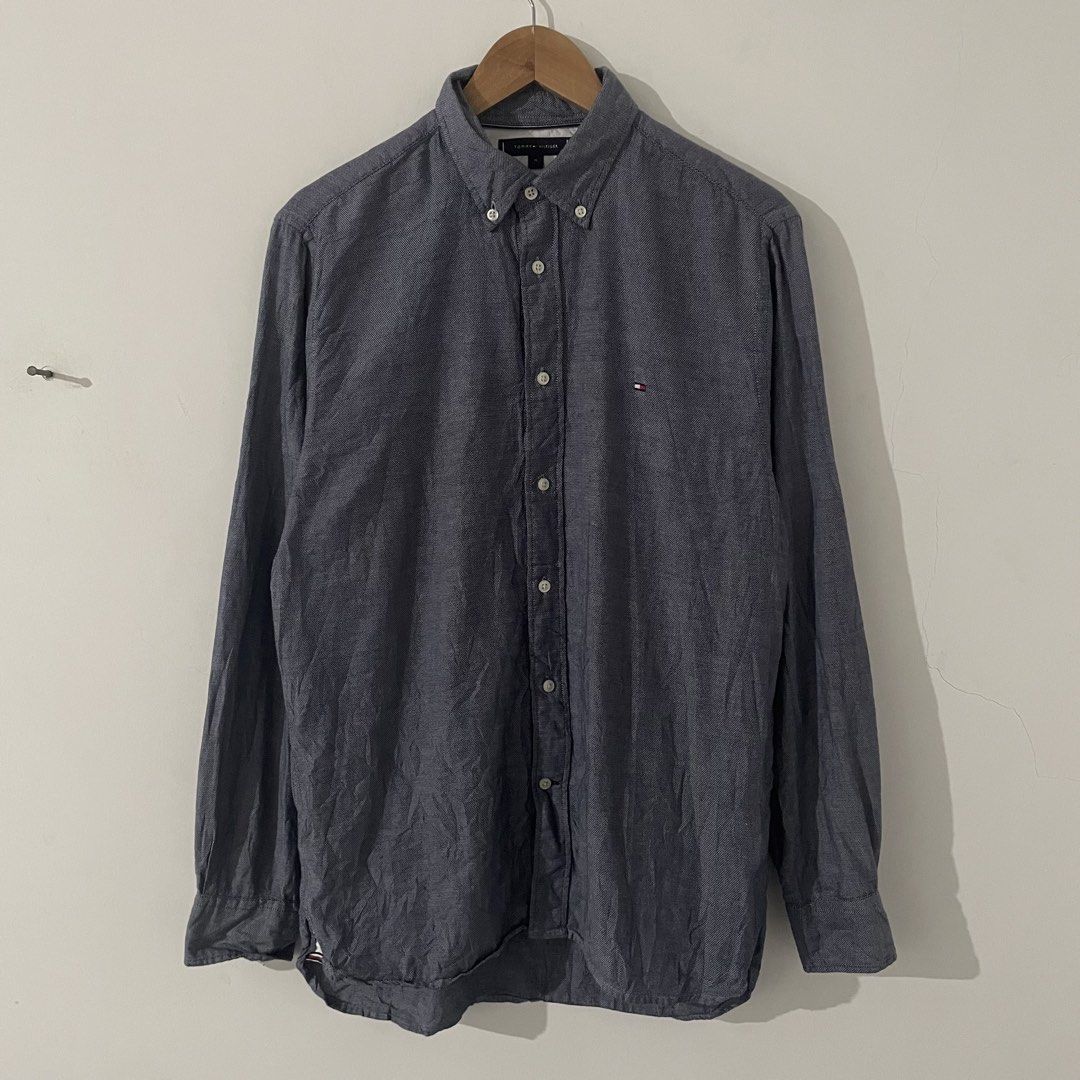 Tommy Hilfiger Blue Button Down Shirt Size M (Category: Tshirts & Polo Shirts ) located in Cebu City. Submitted by trashloots.ceb (Listing ID 1468747529, Image 1). Description: Tommy Hifiger Button Down‼️ AS NEW Size: MEDIUM W 21/ L 28 to 30 (long back) COLORATE 9.5/ 10 ISSUE : ❌❌❌ 689 Free Shipping 🛒🛒 📍CEBU , SAN FERNANDO 🚚 J&T EXPRESS.