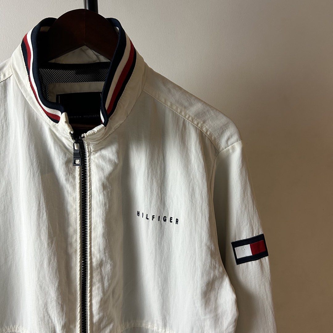 Tommy Hilfiger Lightweight Bomber Jacket (Category: Coats, Jackets and Outerwear) located in Bacolod City. Submitted by dashloots (Listing ID 1468884996, Image 2). Description: Tommy Hilfiger Lightweight Bomber White colorway Medium on tag W-23’ , L-26.5’ Flaws: sign of used Mode of delivery: (J&T) 📦 Price: 1,300 Negotiable for sure buyers! Location: Bacolod City, Negros Occ.📍.