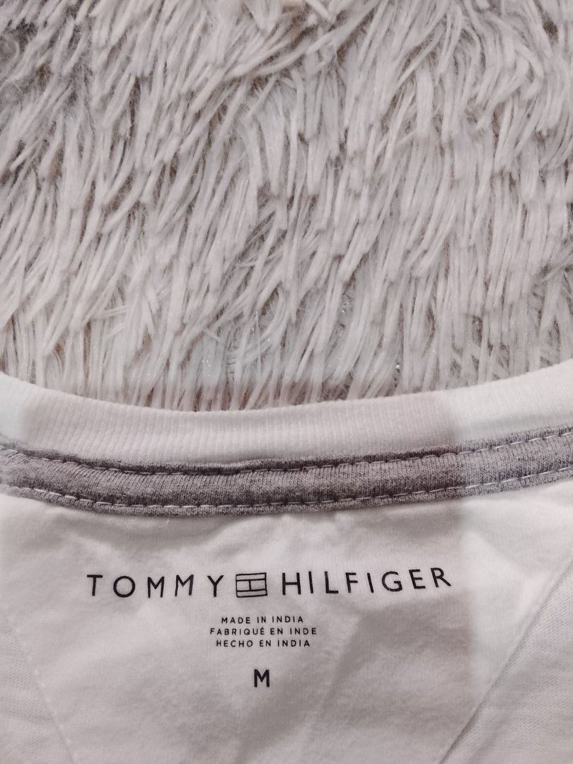 Tommy Hilfiger Medium (Category: Tshirts & Polo Shirts ) located in Davao. Submitted by thevintagehunterdvo (Listing ID 1468777577, Image 3). Description: Width 20 Length 28.