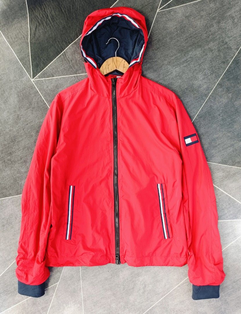 Tommy Hilfiger Windbreaker (Authentic) (Category: Coats, Jackets and Outerwear) located in Cebu City. Submitted by renzecamingay (Listing ID 1468740828, Image 2). Description: Tommy Hilfiger Windbreaker Good as New Medium on Tag Width 22.5 Length 26.5 2k Plus ship Only Thank you and GOD bless ☺️.