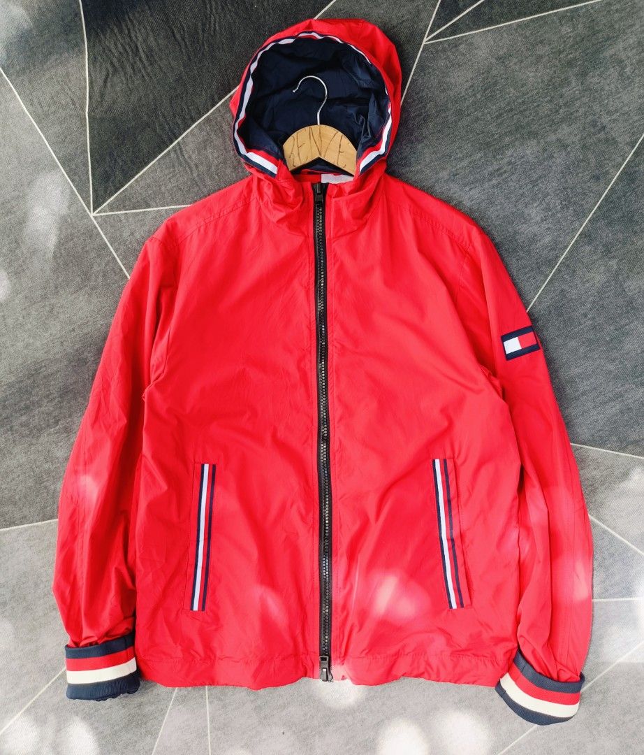 Tommy Hilfiger Windbreaker (Authentic) (Category: Coats, Jackets and Outerwear) located in Cebu City. Submitted by renzecamingay (Listing ID 1468740828, Image 1). Description: Tommy Hilfiger Windbreaker Good as New Medium on Tag Width 22.5 Length 26.5 2k Plus ship Only Thank you and GOD bless ☺️.