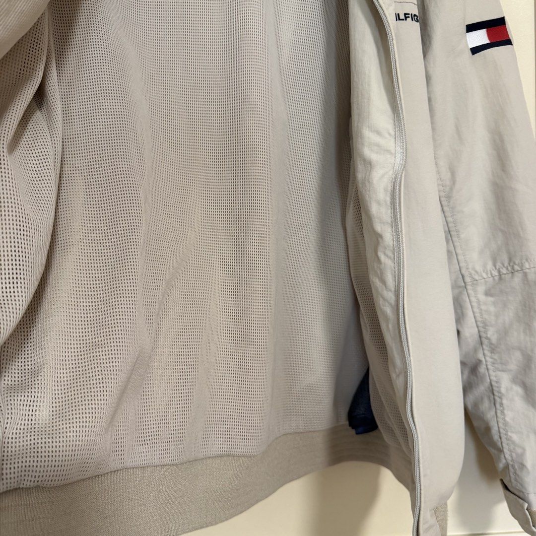 Tommy Hilfiger Yacht Jacket (Category: Coats, Jackets and Outerwear) located in Manila. Submitted by usetheoxfordcomma (Listing ID 1468825593, Image 3). Description: Windbreaker Fits similarly to the blue one I’m also selling Has a couple of stains (all pictured in the listing; also likely removable) In otherwise great shape Shipping only via same-day delivery services.