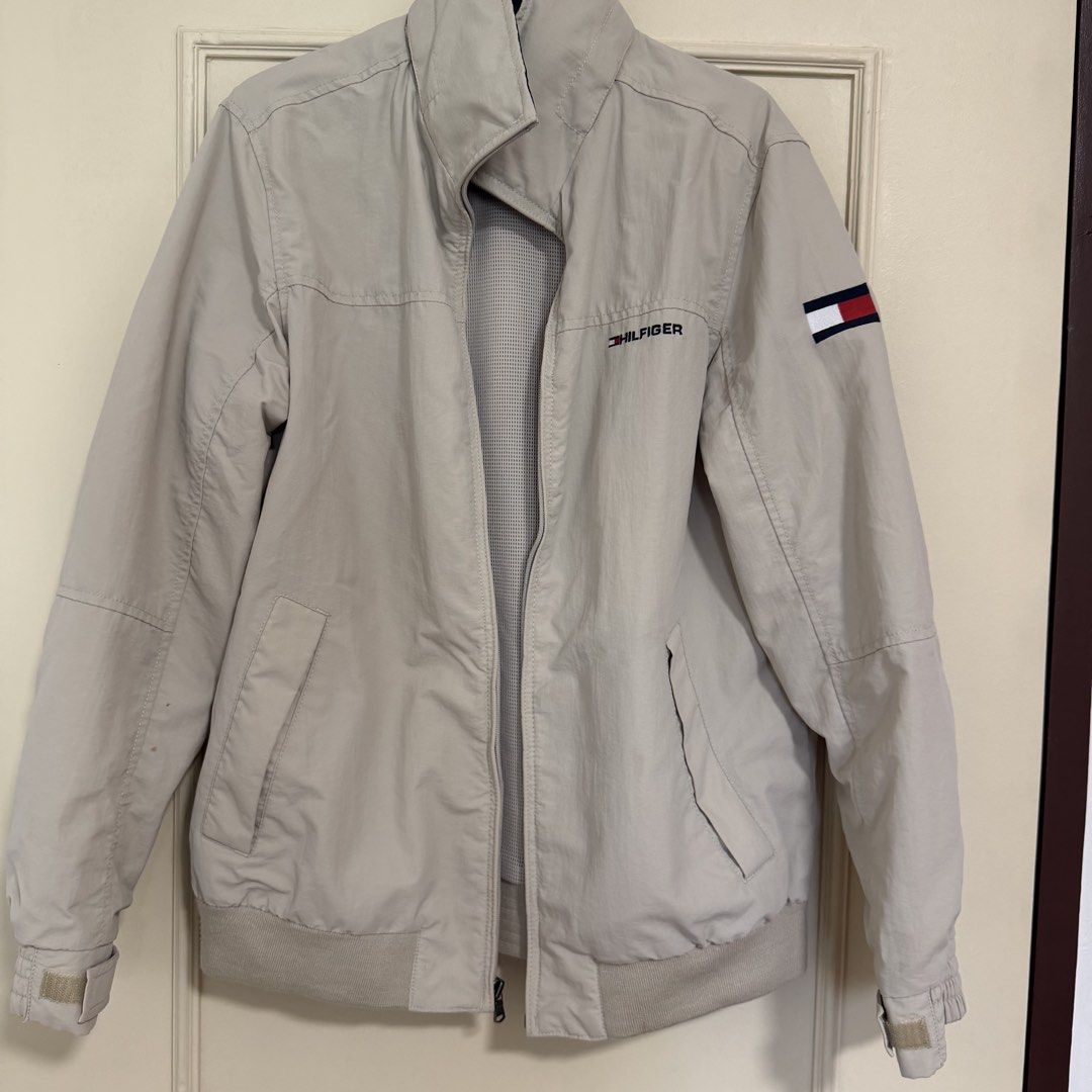 Tommy Hilfiger Yacht Jacket (Category: Coats, Jackets and Outerwear) located in Manila. Submitted by usetheoxfordcomma (Listing ID 1468825593, Image 1). Description: Windbreaker Fits similarly to the blue one I’m also selling Has a couple of stains (all pictured in the listing; also likely removable) In otherwise great shape Shipping only via same-day delivery services.