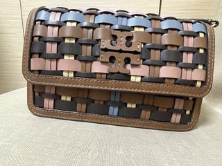 （分類：）位於 。 由 mayo_mayo222 提交（商品編號 1468847036，圖片 1）。簡介： 。